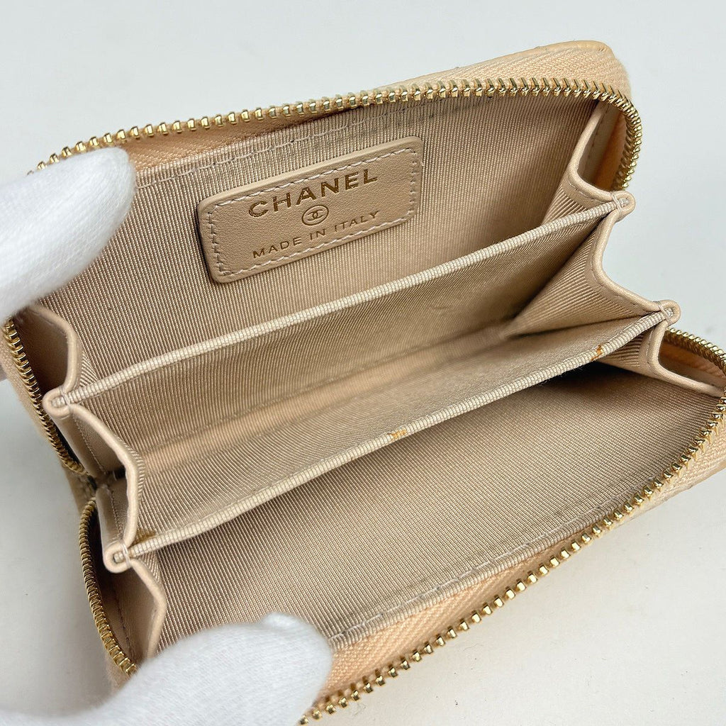 Chanel CC Logo Coin Case Card Caviar Leather Beige — view 7