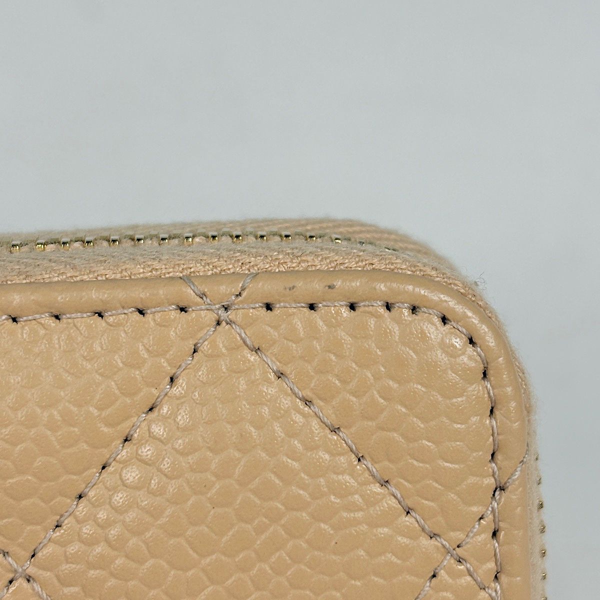 Chanel CC Logo Coin Case Card Caviar Leather Beige — view 4