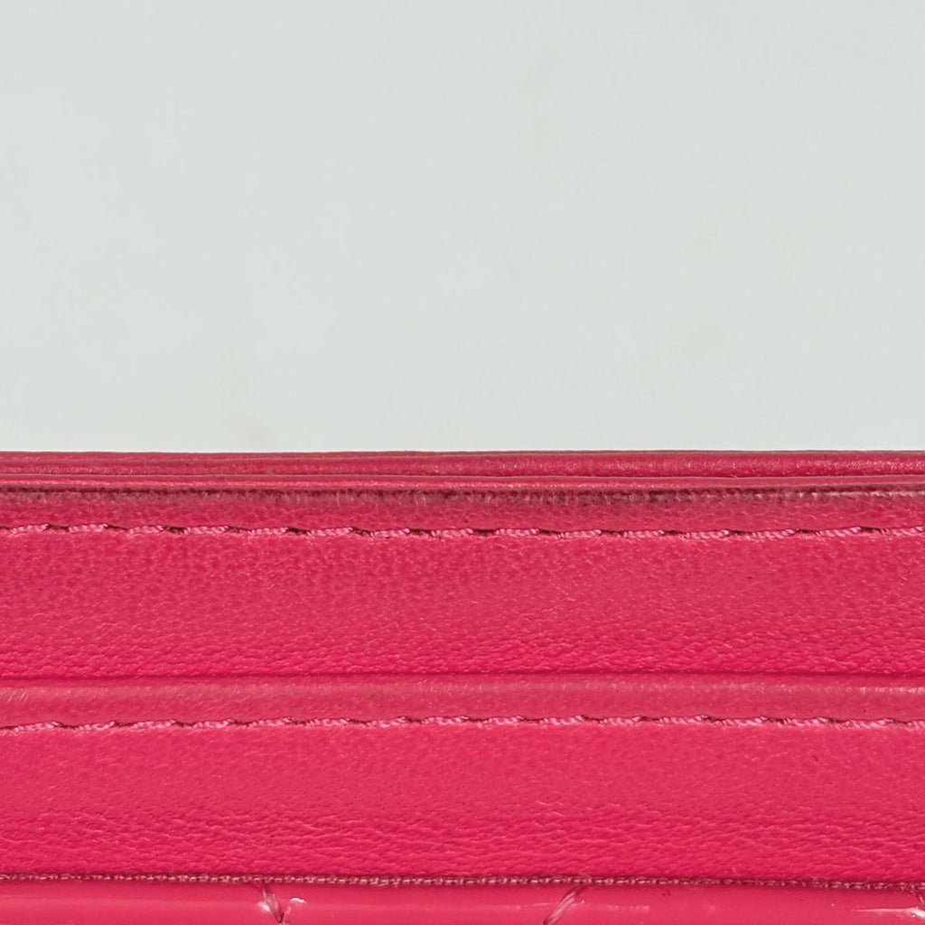 Chanel CC Logo Card Case Enamel Patent Leather Pink — view 5