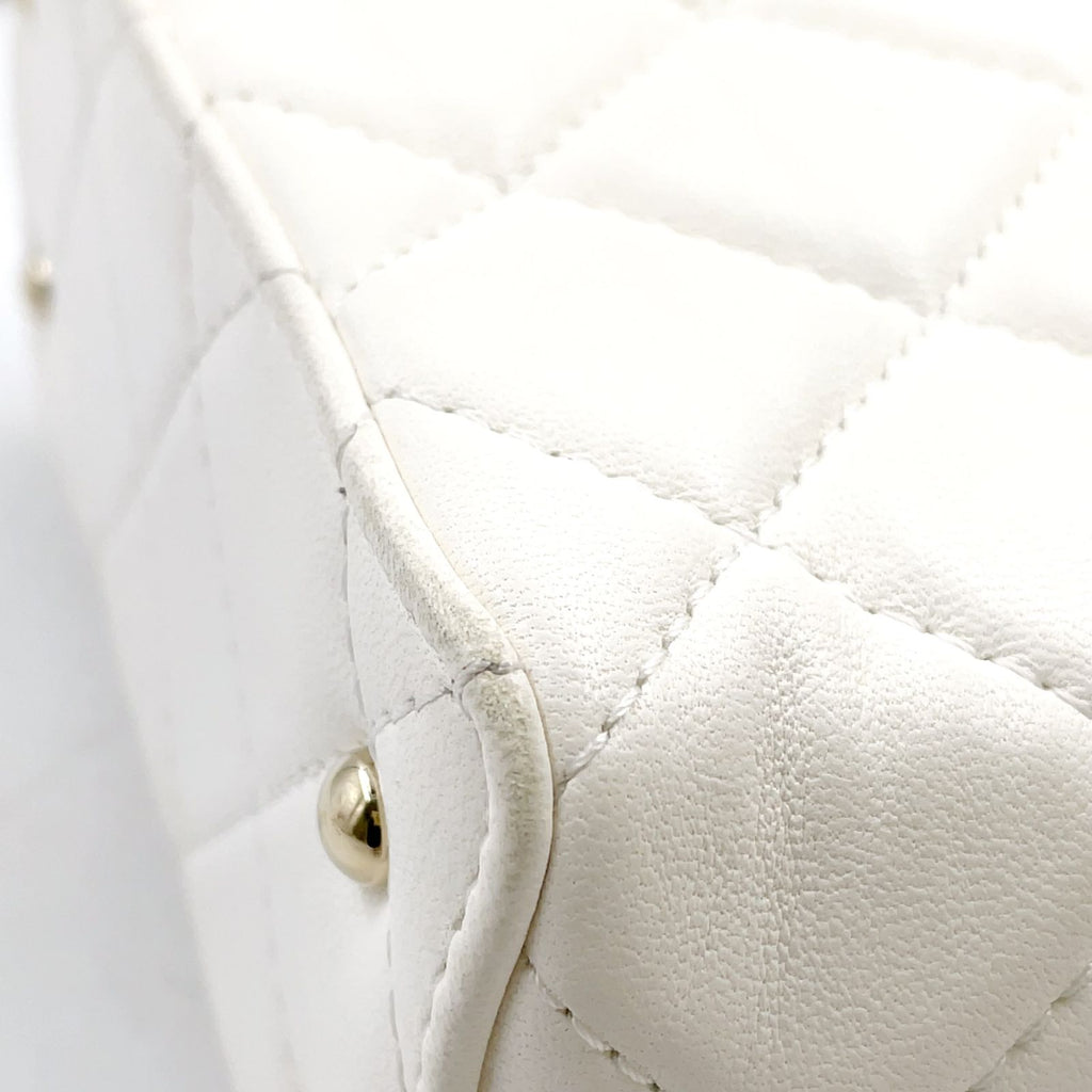 Chanel Quilted Small Box Random Lambskin White Chain Shoulder Bag Gold — view 9