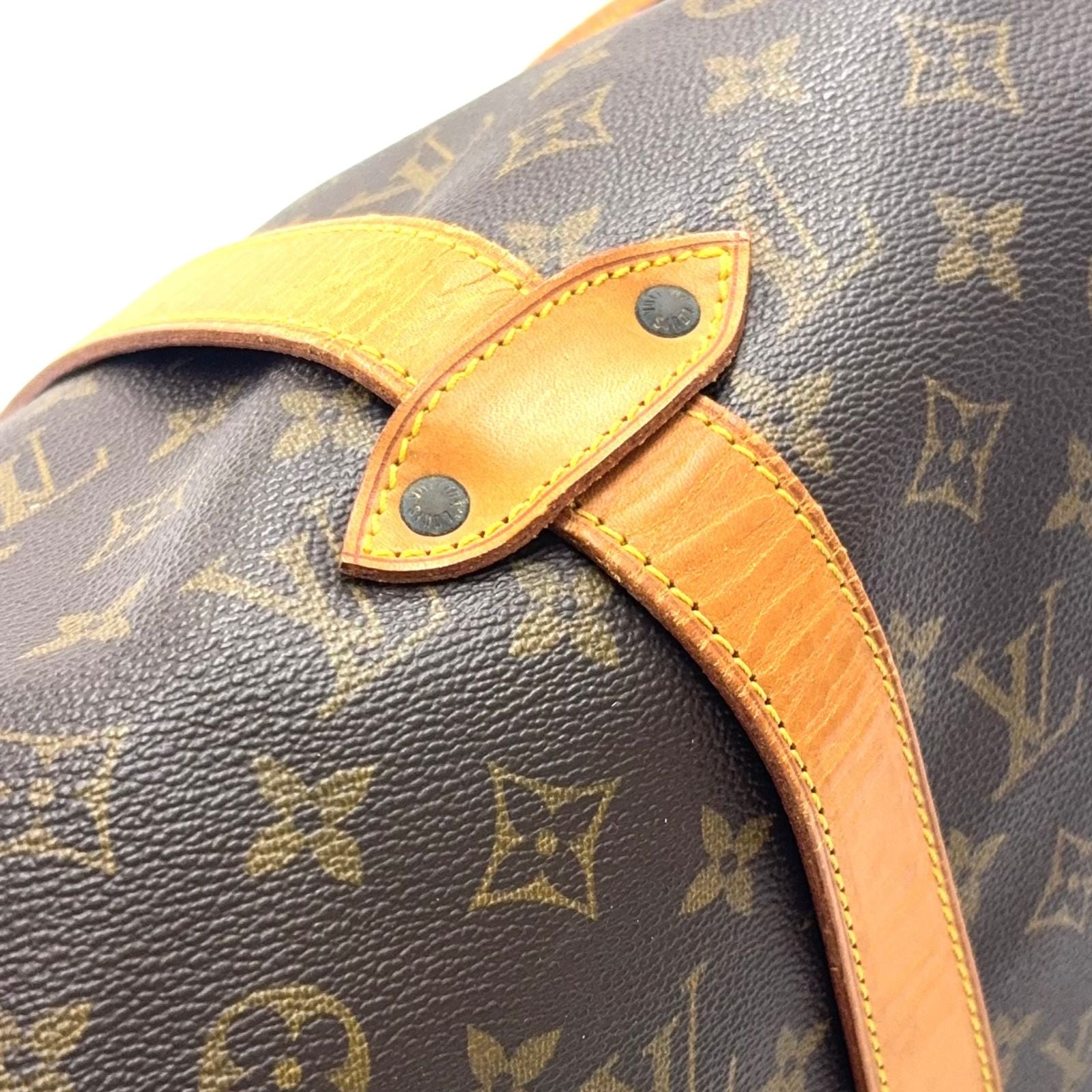 Louis Vuitton Saumur 35 Monogram Leather Brown Light Shoulder Bag Gold — view 9