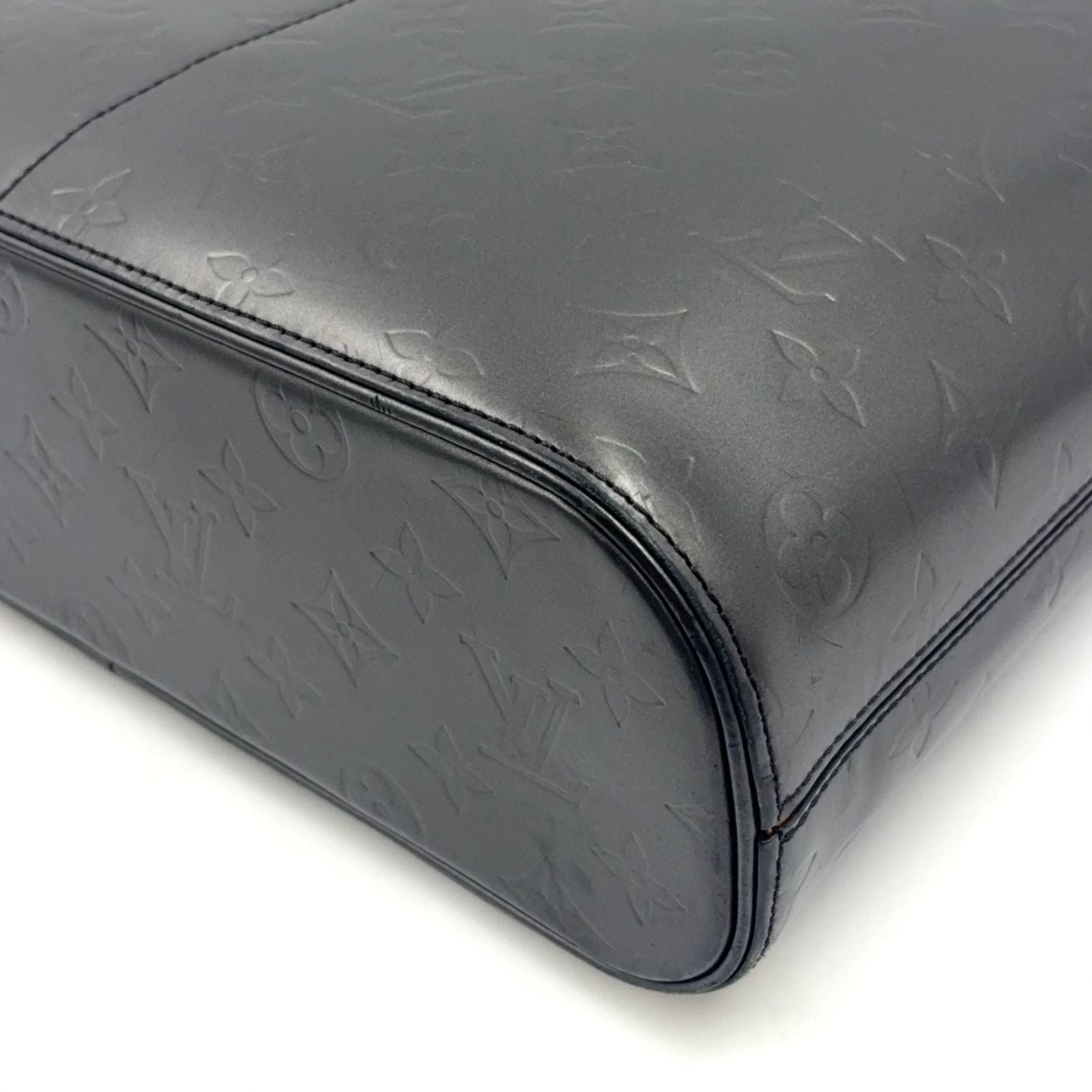 Louis Vuitton Matte Satta Monogram Calfskin Dark Gray Shoulder Bag Silver — view 6