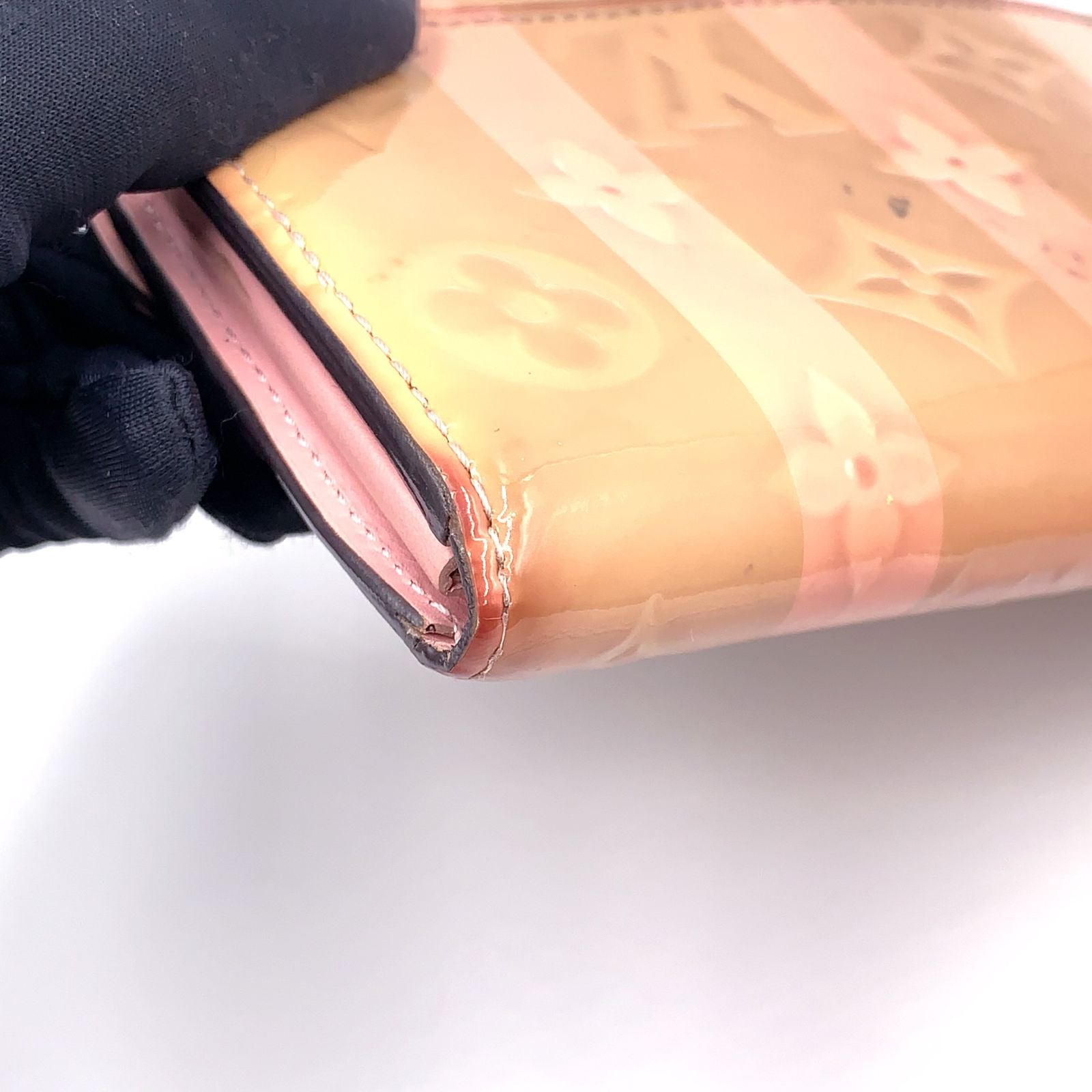 Louis Vuitton Portefeuille Sarah Monogram Vernis Leather Enamel Pink Beige — view 8