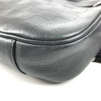 Louis Vuitton Belt Bag Ambler Damier Infini Leather Onyx Black — view 6