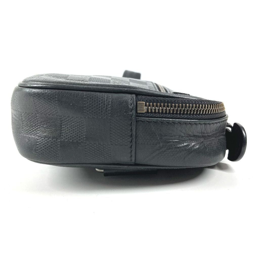 Louis Vuitton Belt Bag Ambler Damier Infini Leather Onyx Black — view 4