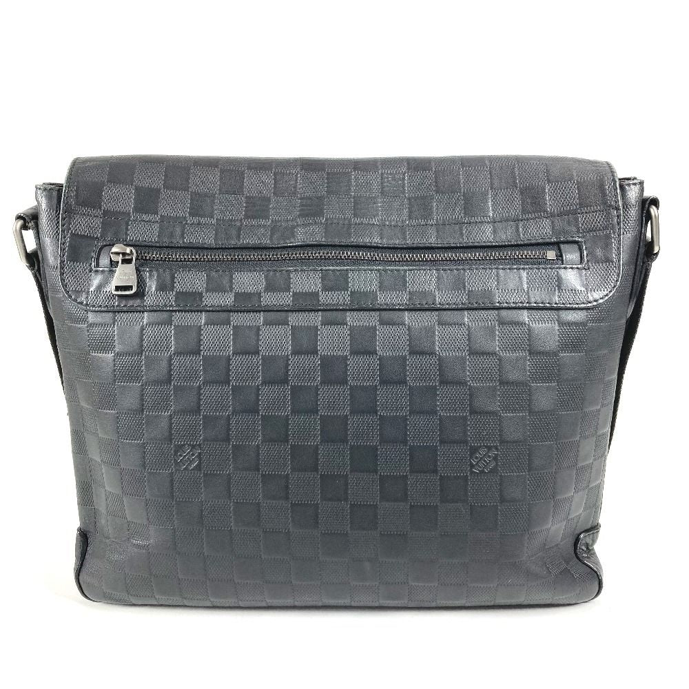 Louis Vuitton Shoulder Bag District MM Damier Infini Leather Onyx Black — view 2