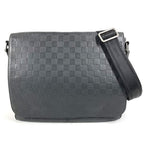 Louis Vuitton Shoulder Bag District MM Damier Infini Leather Onyx Black