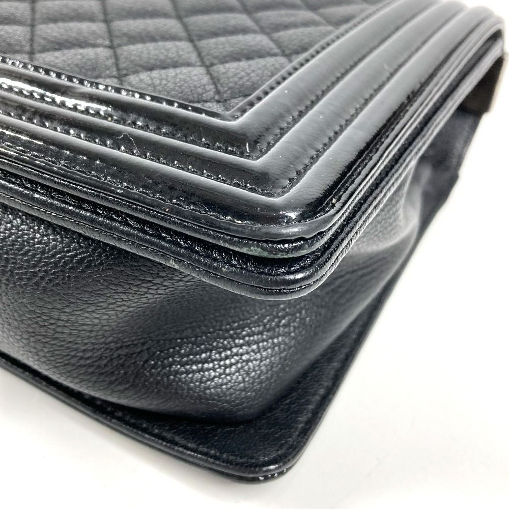 Chanel Shoulder Bag Boy Large 28 Caviar Leather Black — view 6