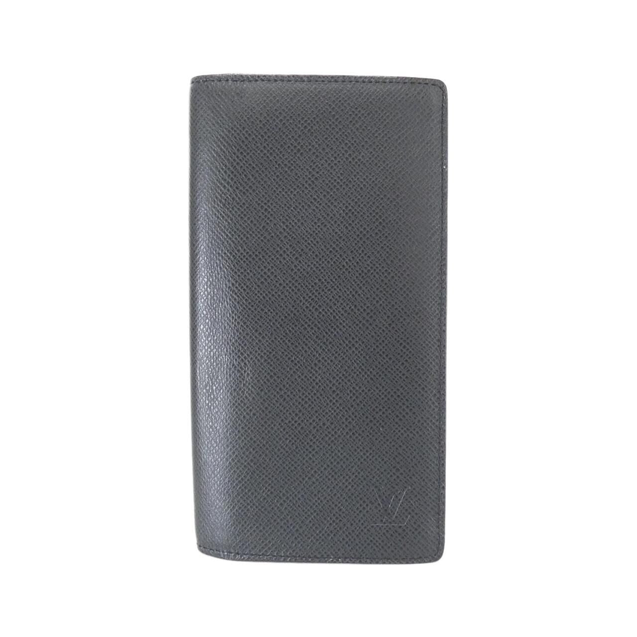 Louis Vuitton Taiga Portefeuille Brazza Wallet