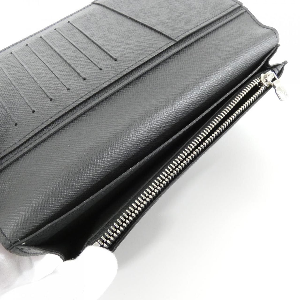 Louis Vuitton Taiga Portefeuille Brazza Wallet — view 6