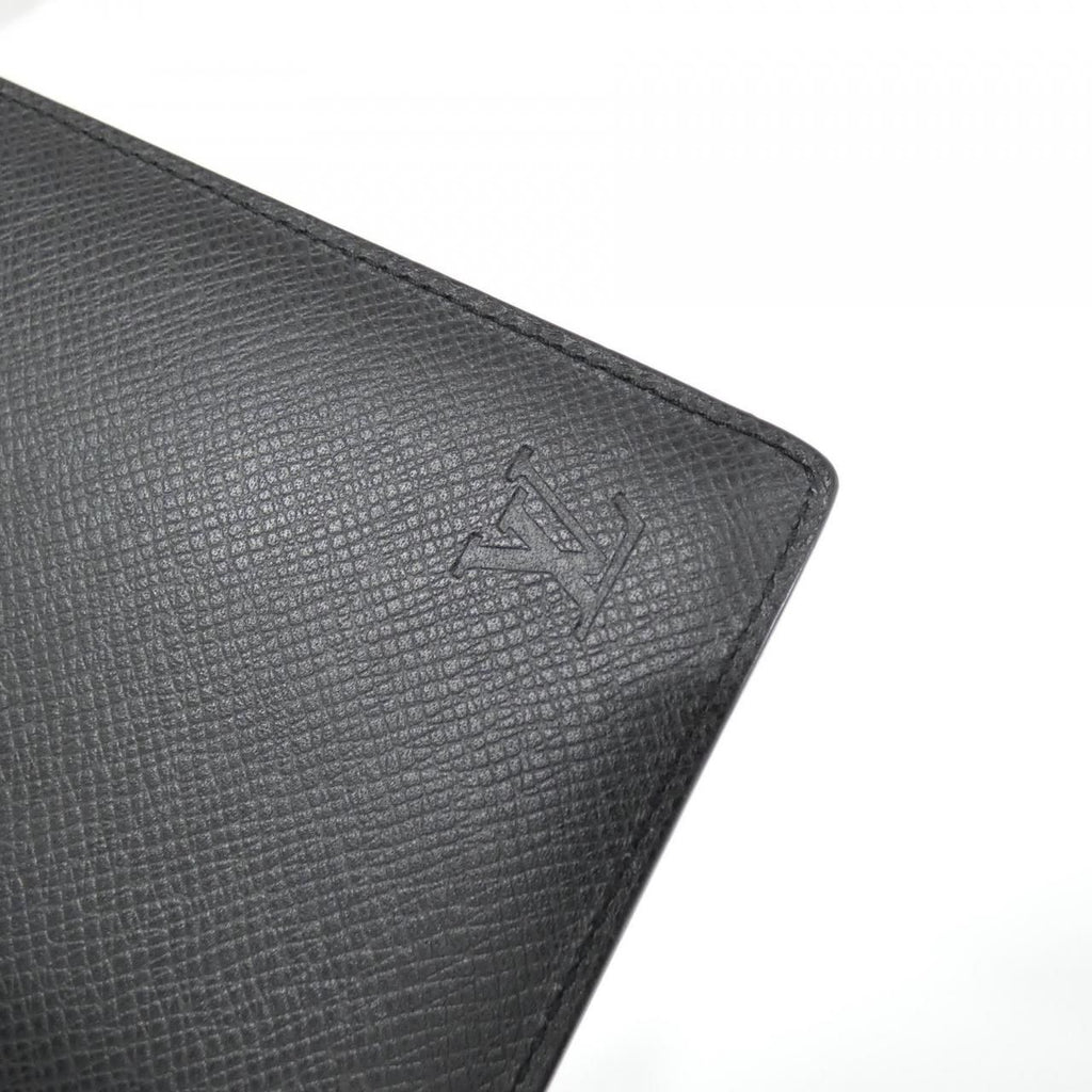 Louis Vuitton Taiga Portefeuille Brazza Wallet — view 4