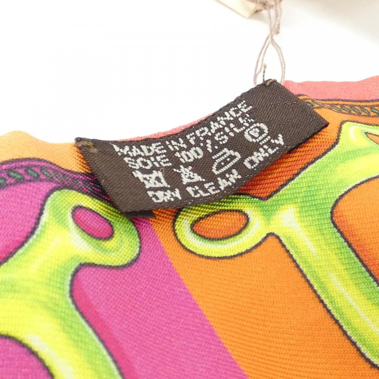 Hermes Twilly Scarf Pink — view 3