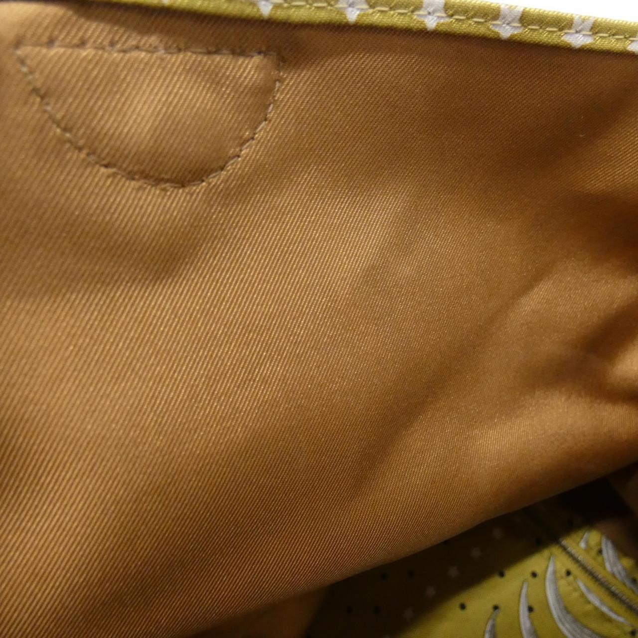 Hermes Tigre Royal Fluri Silky City PM Shoulder — view 8