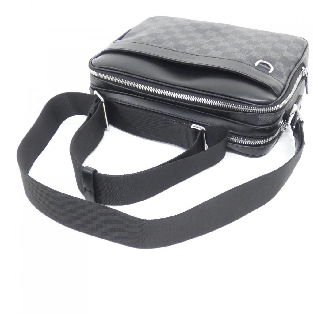 Louis Vuitton Damier Graphite Trocadero Messenger PM Shoulder — view 6