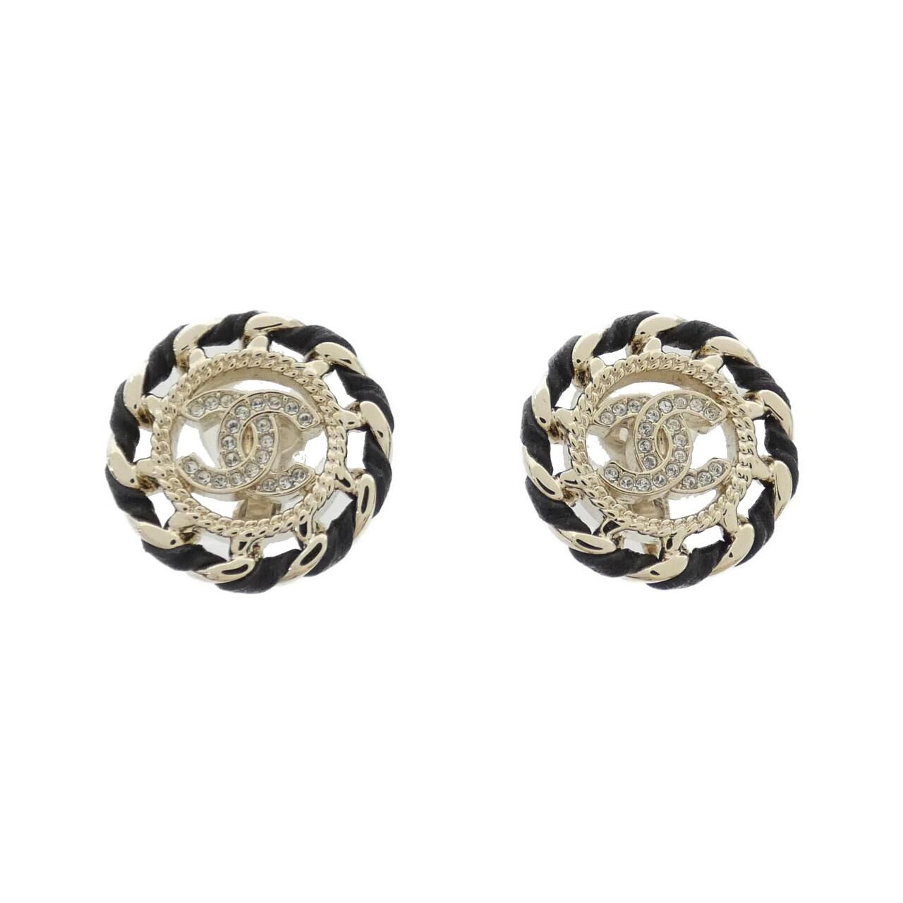 Chanel Earrings Gold