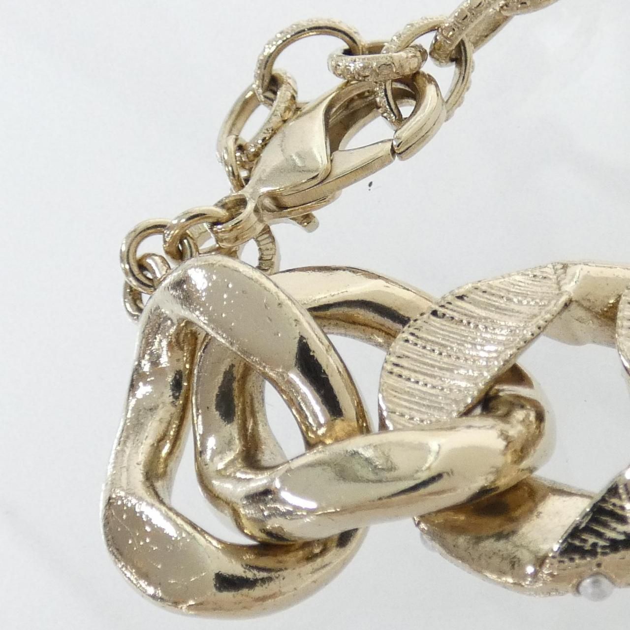Chanel Bracelet Gold — view 4