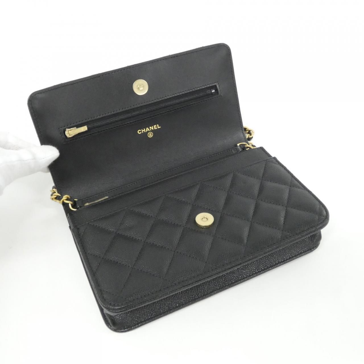 Chanel Chain Wallet Shoulder — view 7