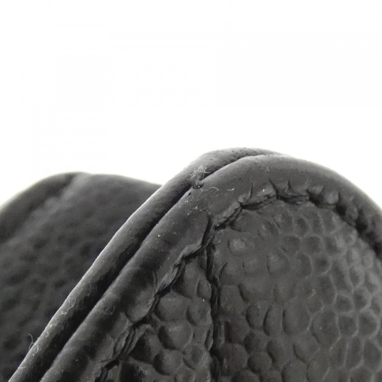 Chanel Chain Wallet Shoulder — view 3