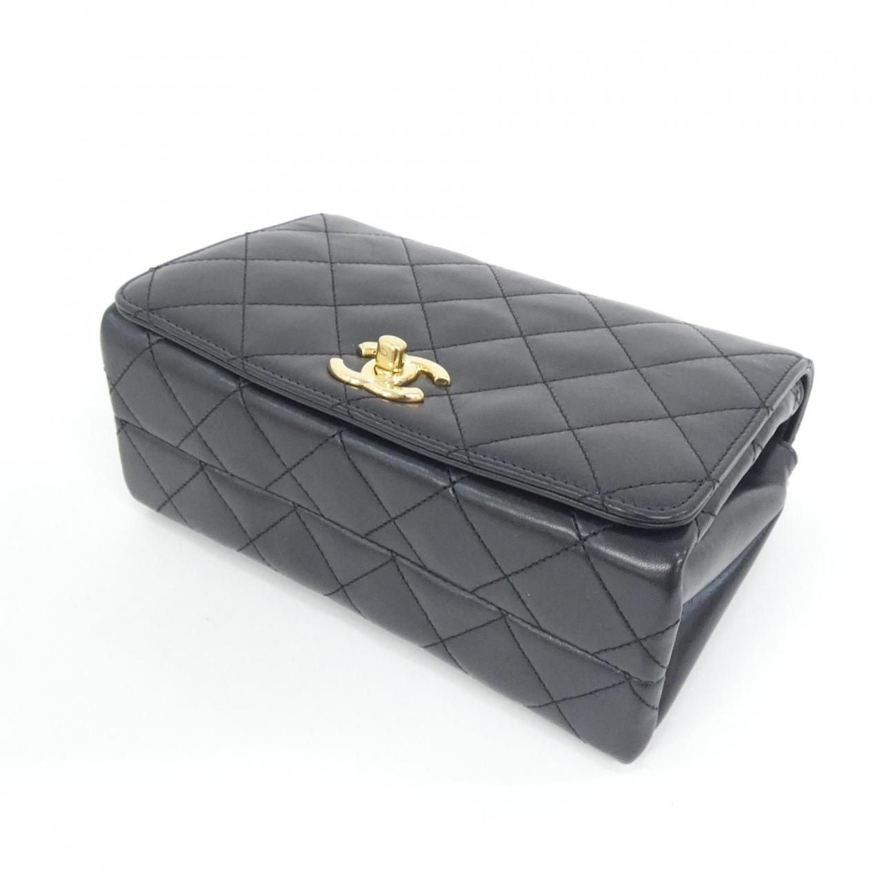 Chanel Bag Handbag Black — view 3