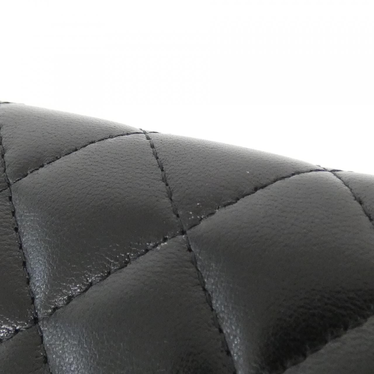 Chanel Chain Clutch Black — view 6
