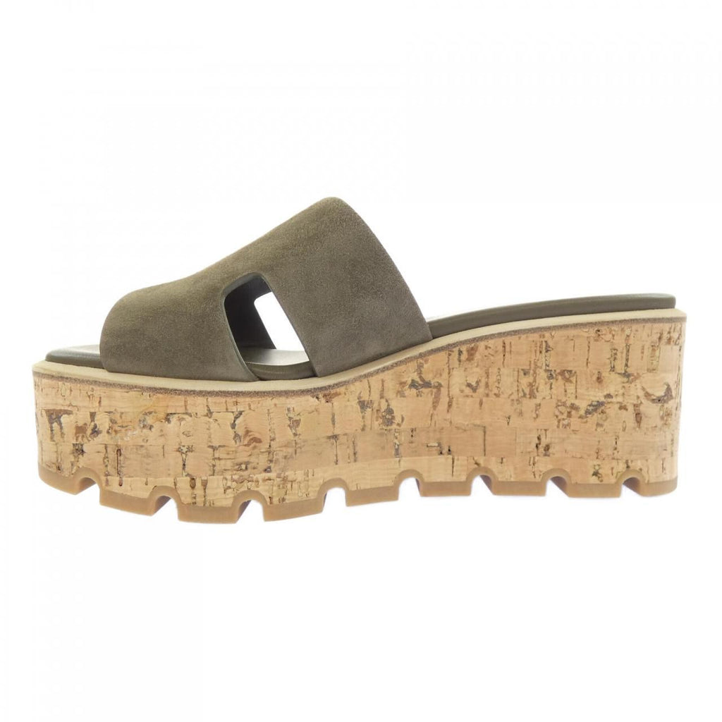 Hermes Eze Cut Detail Sandals — view 2