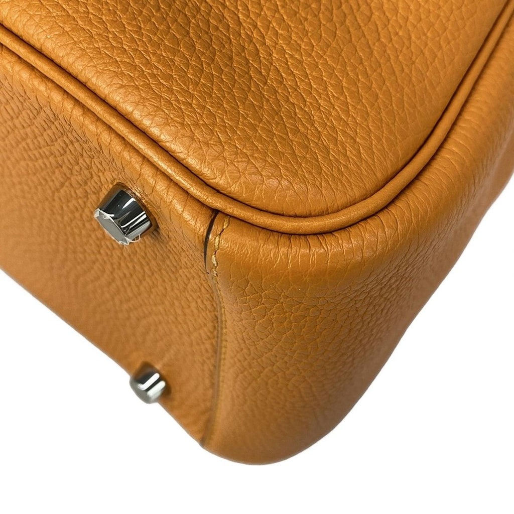 Hermes Shoulder Bag Lindy 26 Apricot Silver — view 7