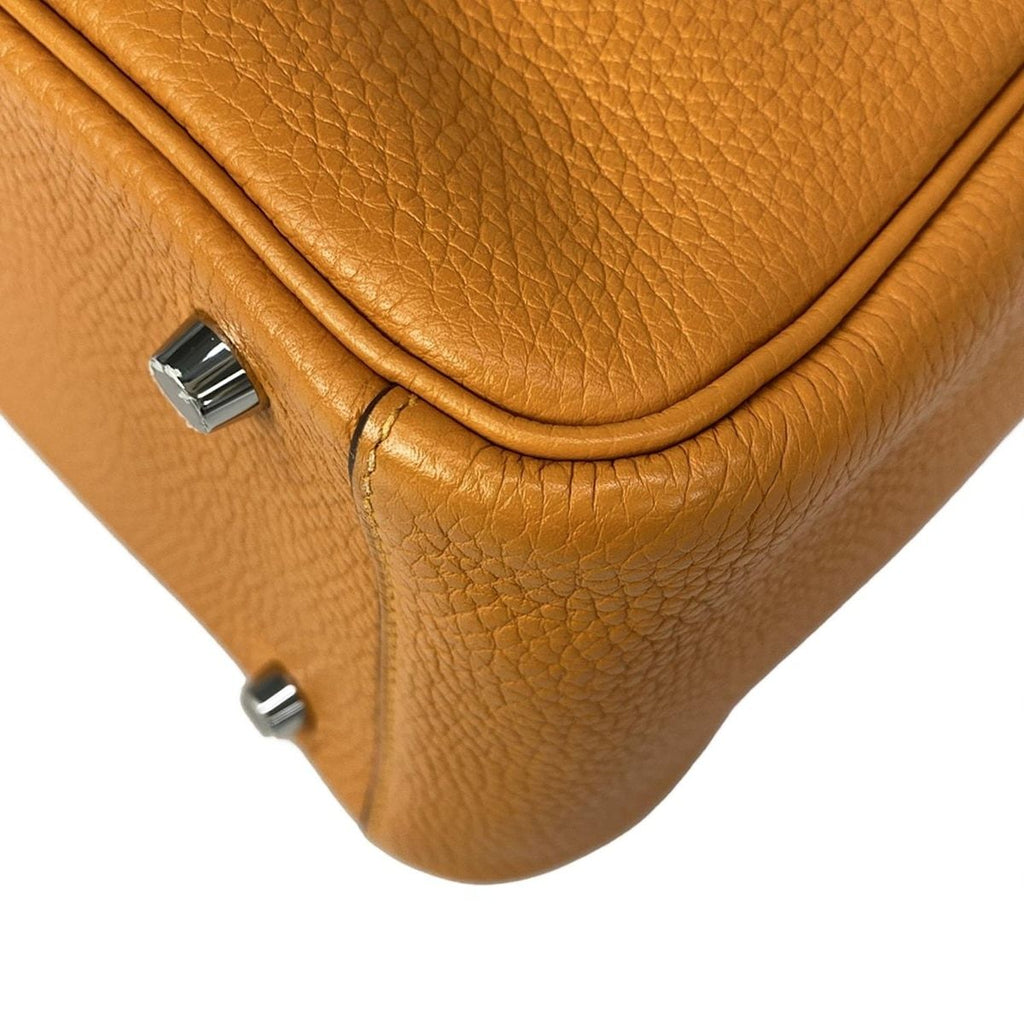 Hermes Shoulder Bag Lindy 26 Apricot Silver — view 9