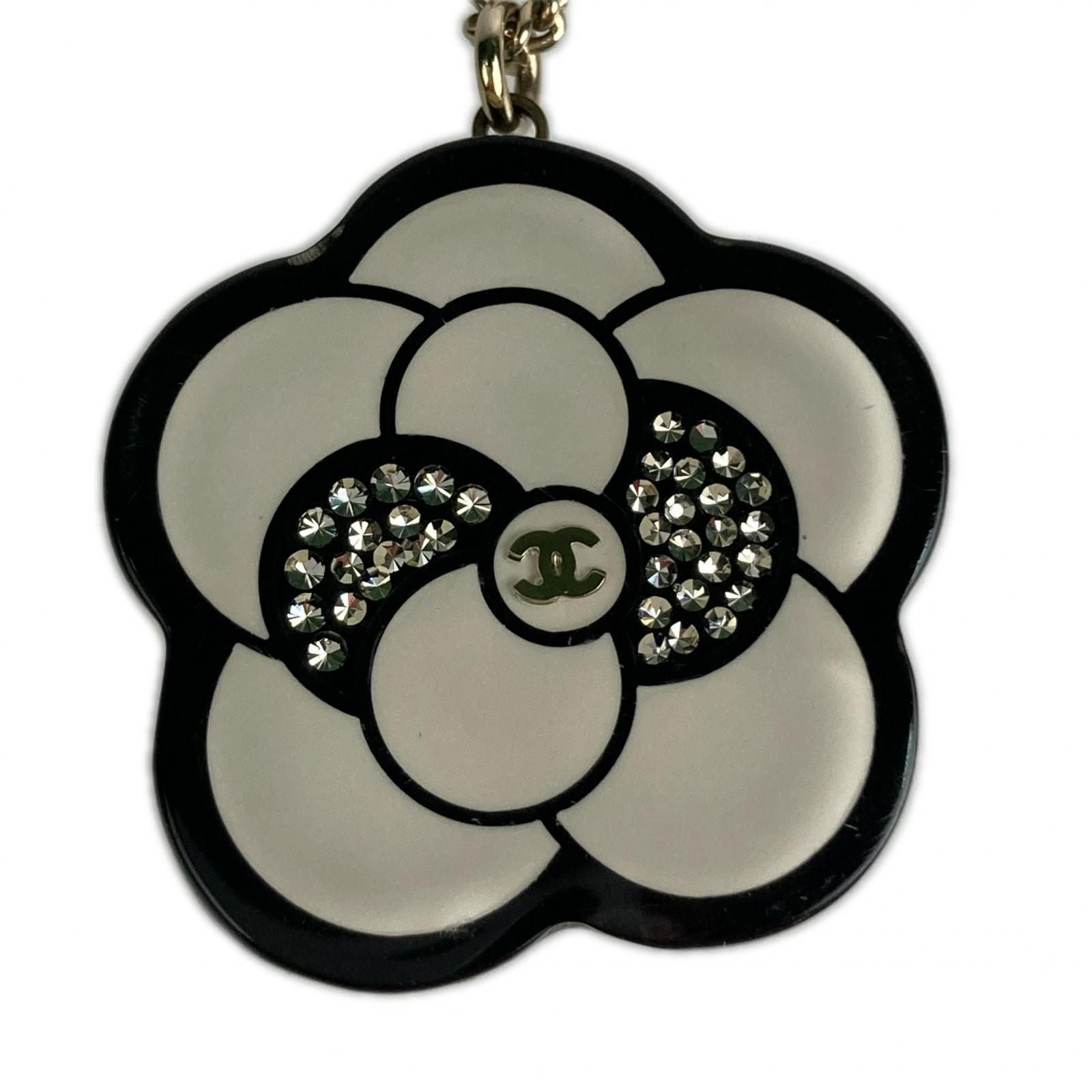 Chanel Camellia CC Logo Flower Motif Necklace Rhinestone Black White