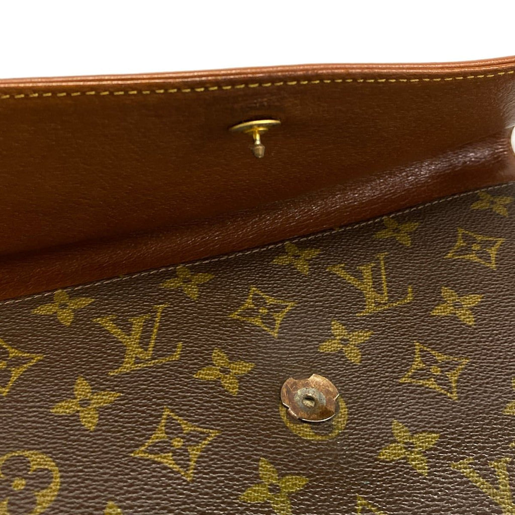 Louis Vuitton Clutch Monogram Pochette Dam GM — view 9