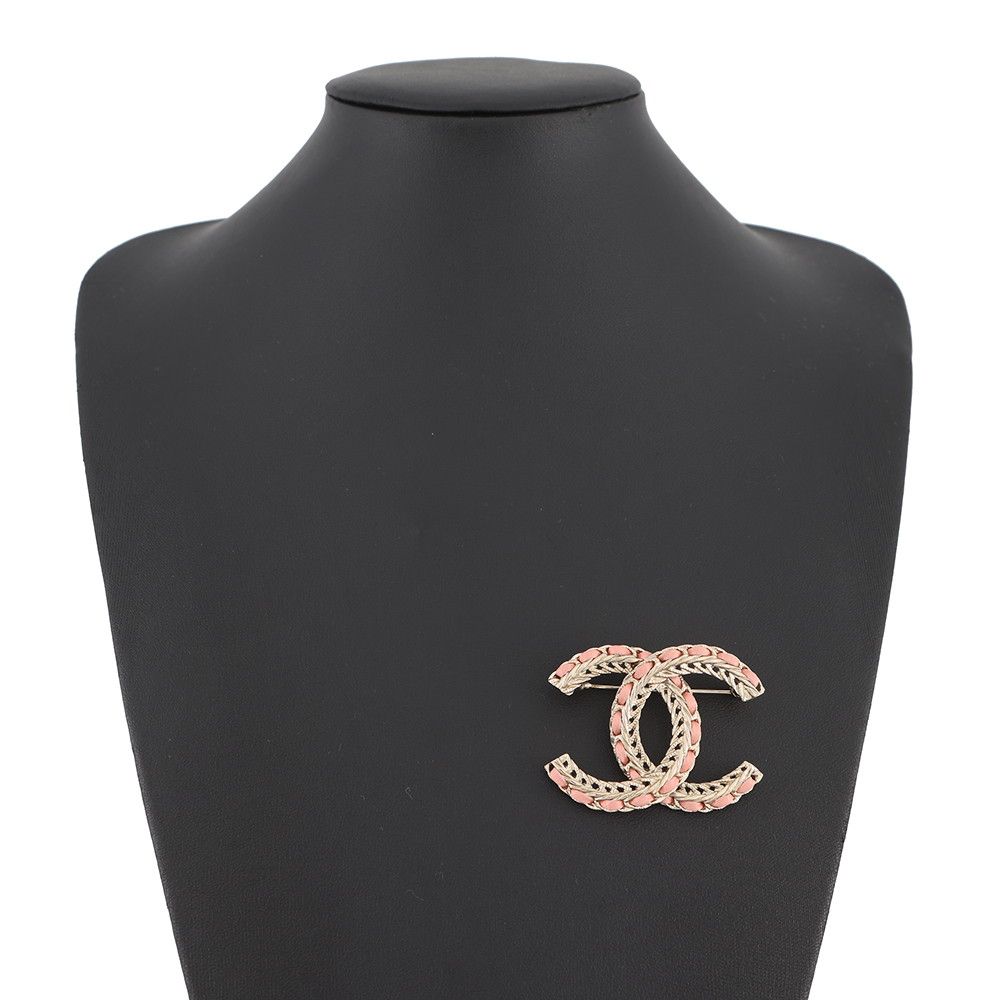 Chanel Brooch CC Logo Chain Motif Metal Leather — view 4