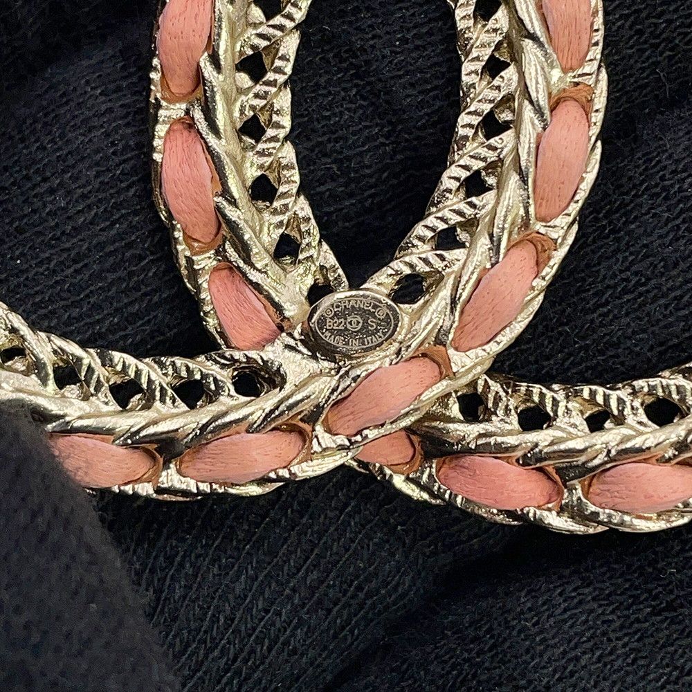 Chanel Brooch CC Logo Chain Motif Metal Leather — view 6
