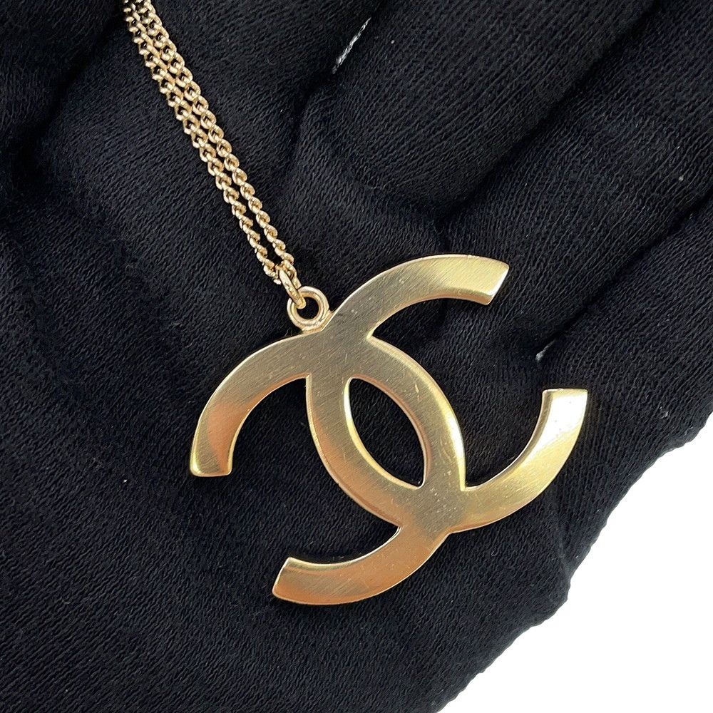 Chanel Necklace Quilted CC Logo Rhinestone — view 6