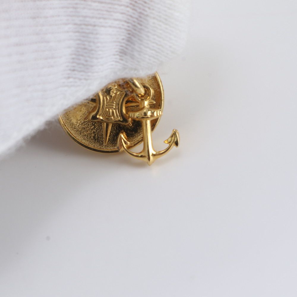 Celine Triomphe Swing Earrings Gold — view 4