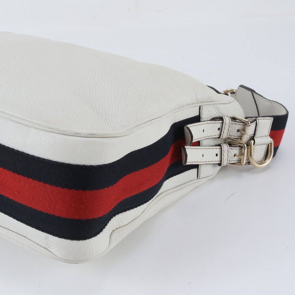 Gucci Heritage Web Leather Shoulder Bag Hand — view 4