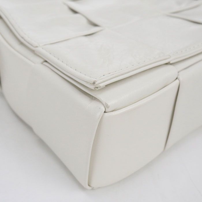 Bottega Veneta Cassette Shoulder Bag Leather — view 6