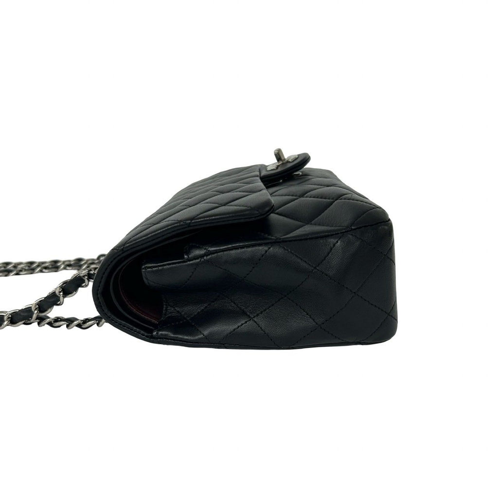 Chanel Quilted CC Logo Lambskin Shoulder Bag Pochette Black — view 5