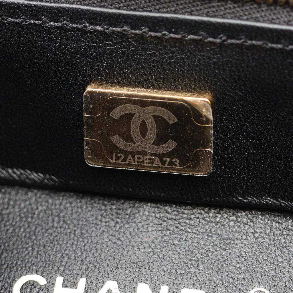 Chanel Shoulder Bag Quilted Vanity Black Lambskin 2-Way Chain — view 5