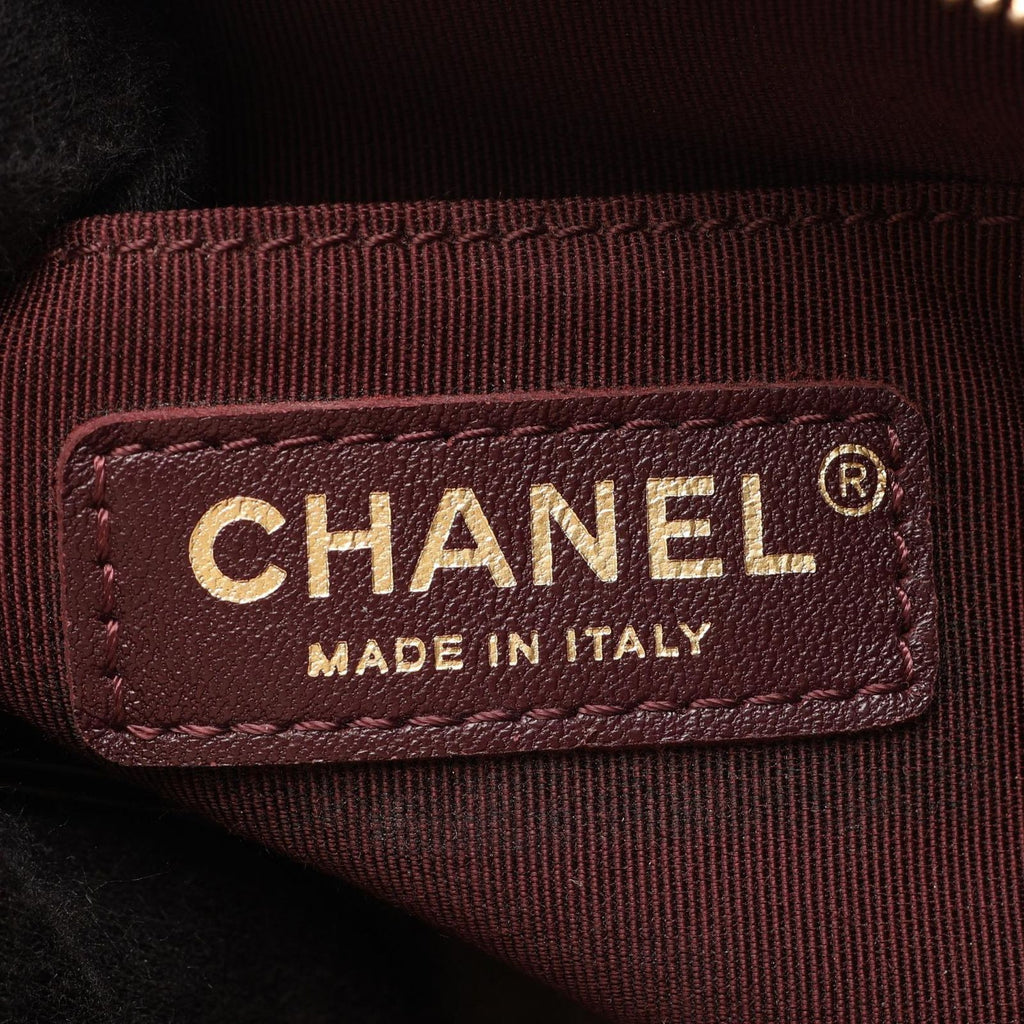Chanel Shoulder Bag Quilted Black Leather Canvas — view 5