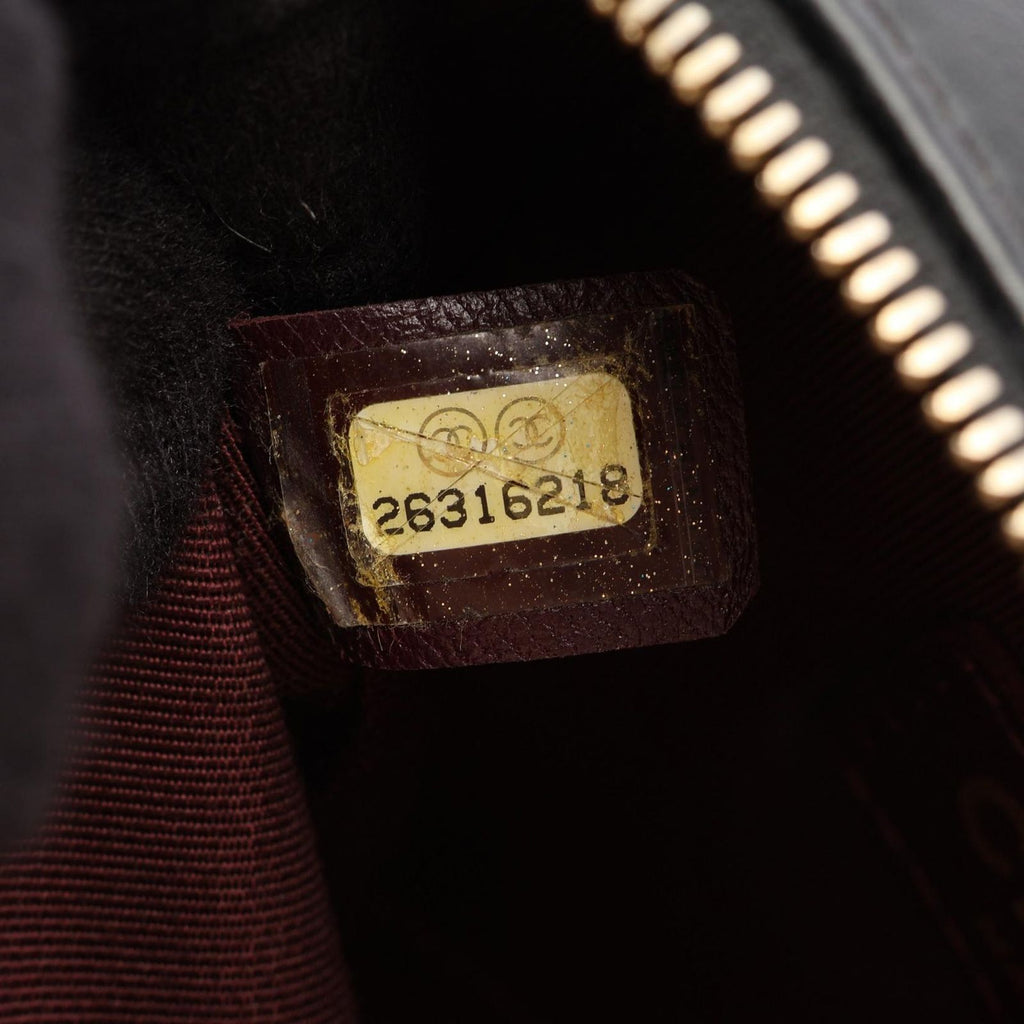 Chanel Shoulder Bag Quilted Black Leather Canvas — view 6