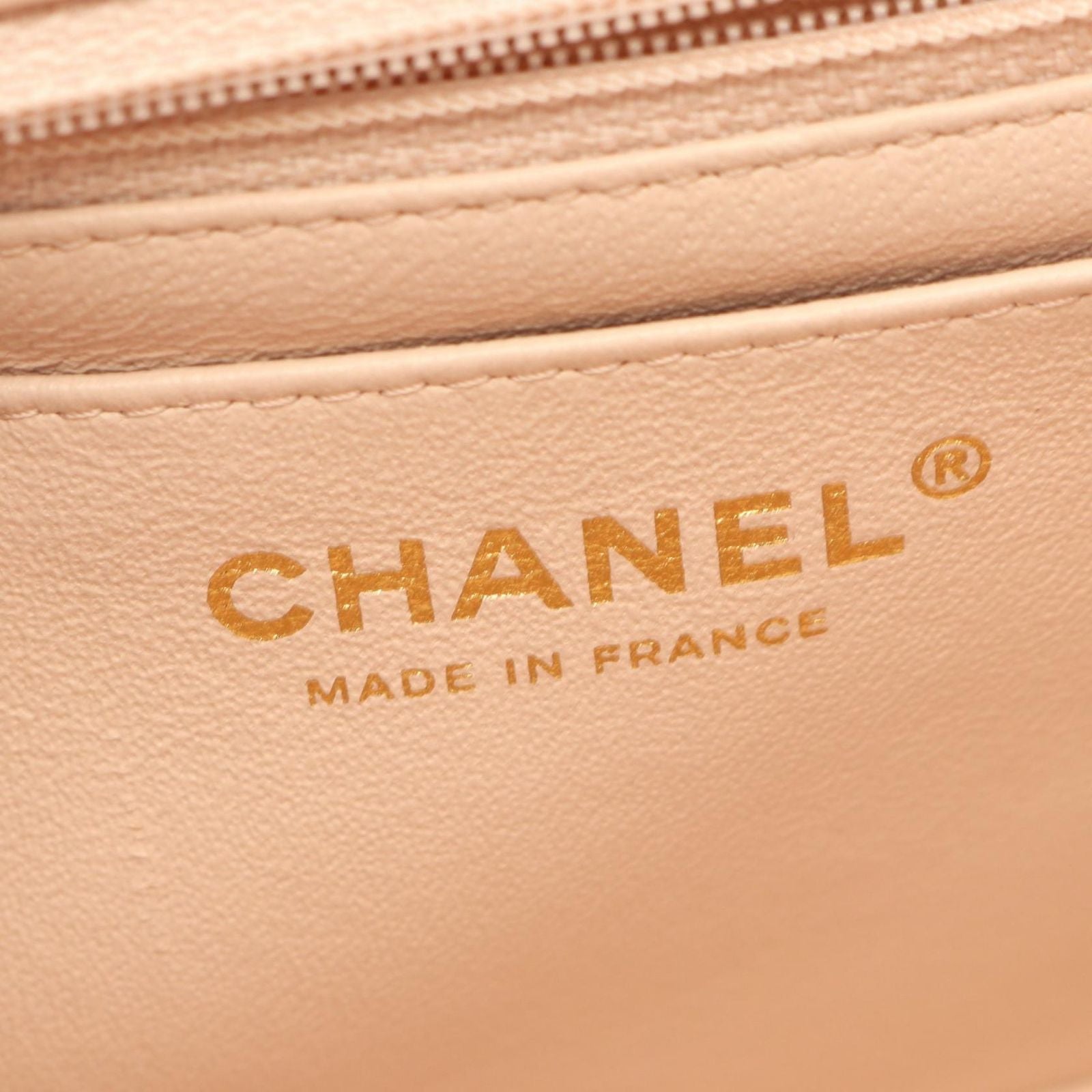 Chanel Shoulder Bag Mini Quilted Bicolor Pink Beige Black Lambskin Chain — view 4