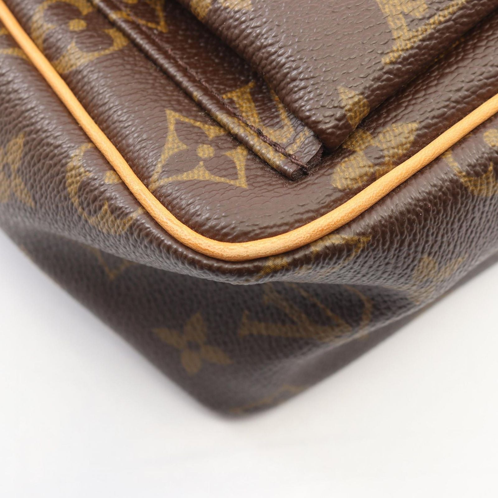 Louis Vuitton Shoulder Bag Viva City PM Monogram Canvas Leather — view 7