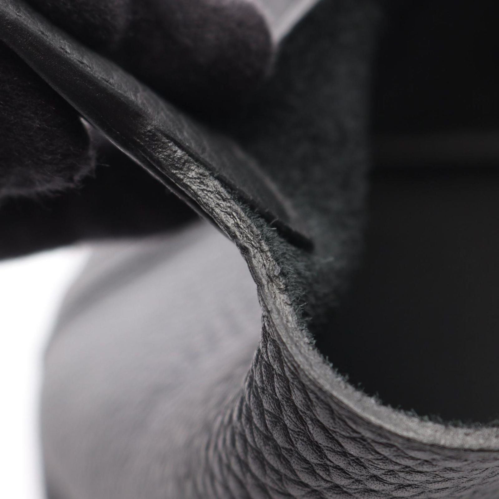 Hermes Handbag Picotin Lock PM Black Leather — view 8