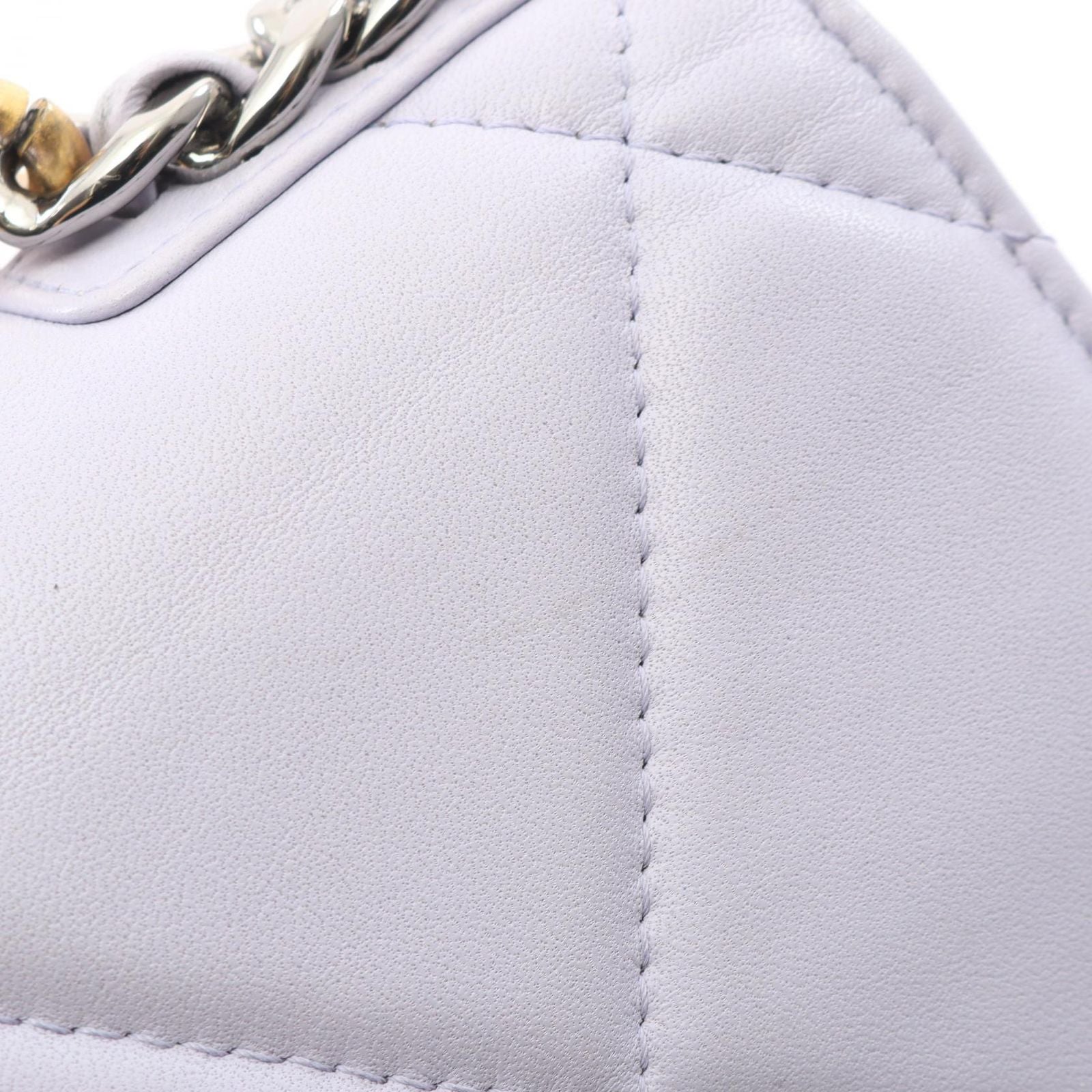 Chanel Shoulder Bag 19 D'isneuf Quilted 2-Way Lavender Lambskin 19 Chain Wallet — view 9