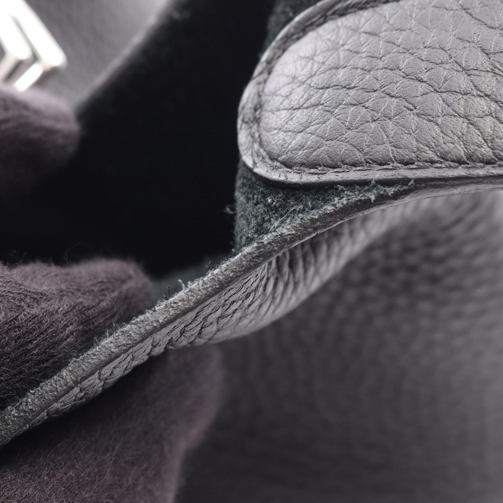 Hermes Handbag Picotin Lock MM Black Leather — view 8
