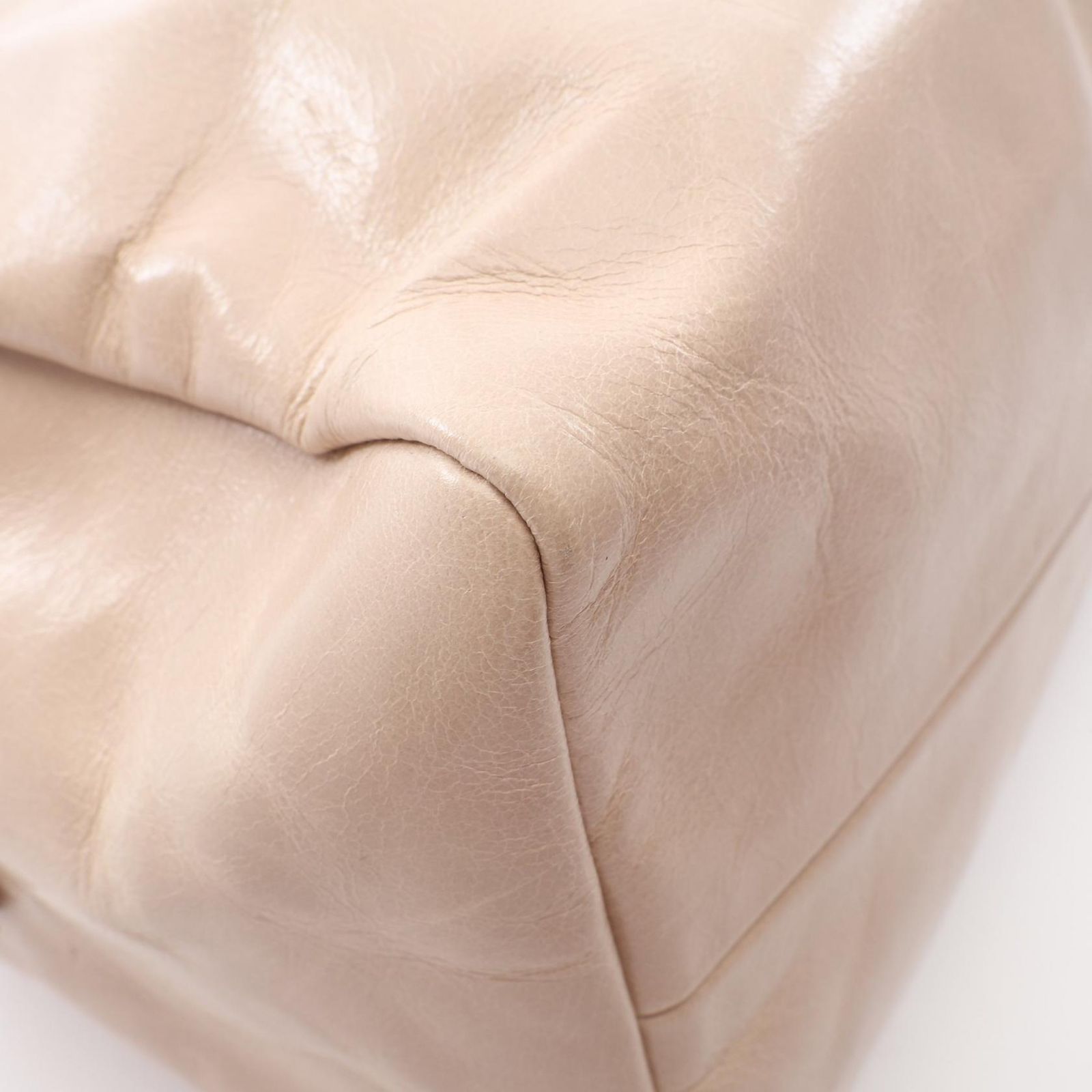 Prada Shoulder Bag Tangle Beige Leather Top Handle — view 8