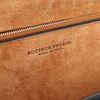 Bottega Veneta Shoulder Bag the Classic Black Leather — view 4