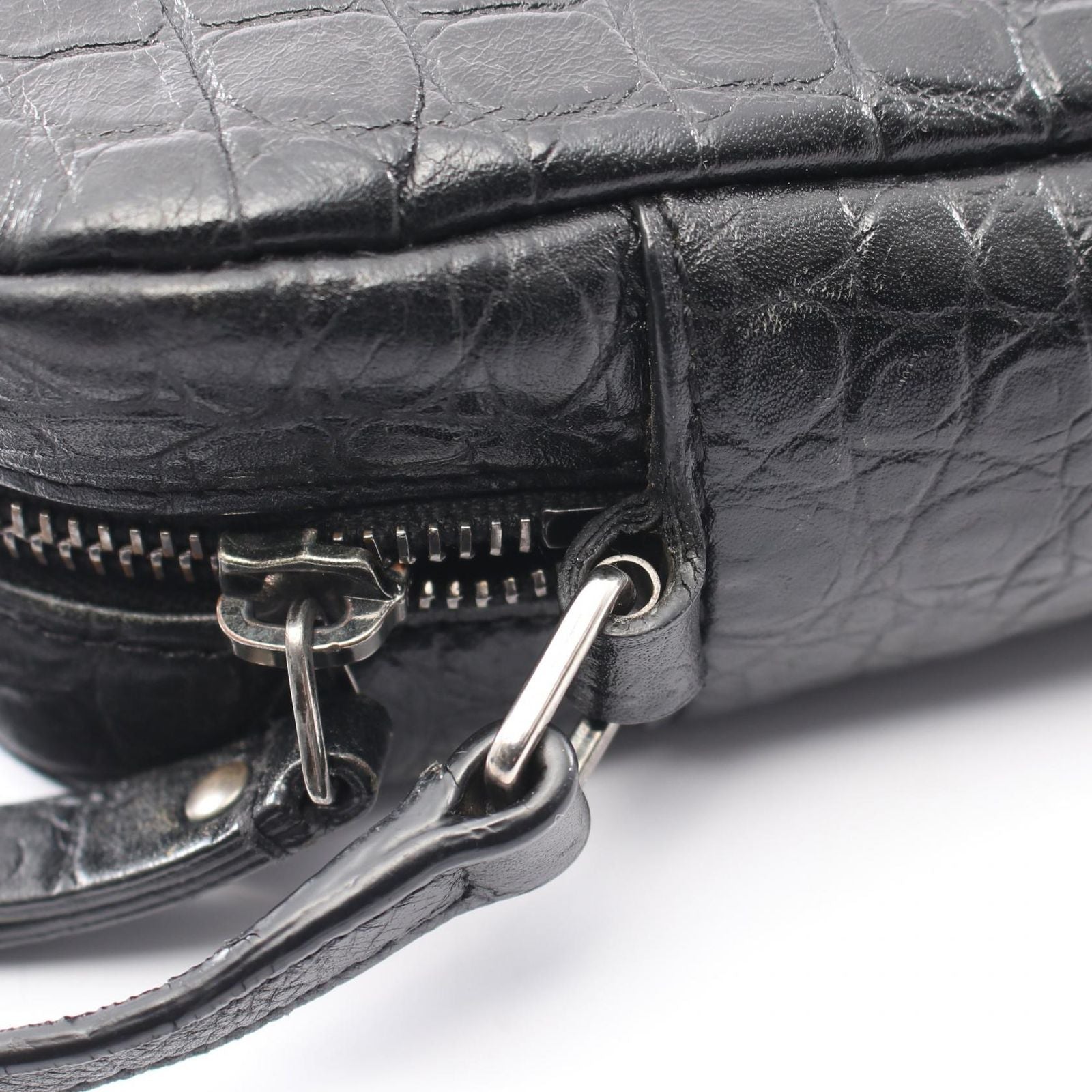 Saint Laurent Paris Shoulder Bag Lou Monogram Croco — view 7