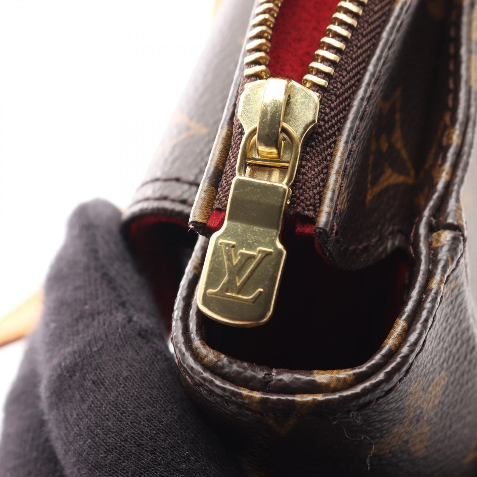 Louis Vuitton Shoulder Bag Viva City GM Monogram Canvas Leather — view 9