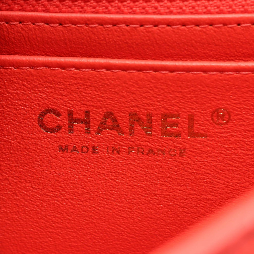 Chanel Shoulder Bag Mini Quilted Lambskin Chain — view 4