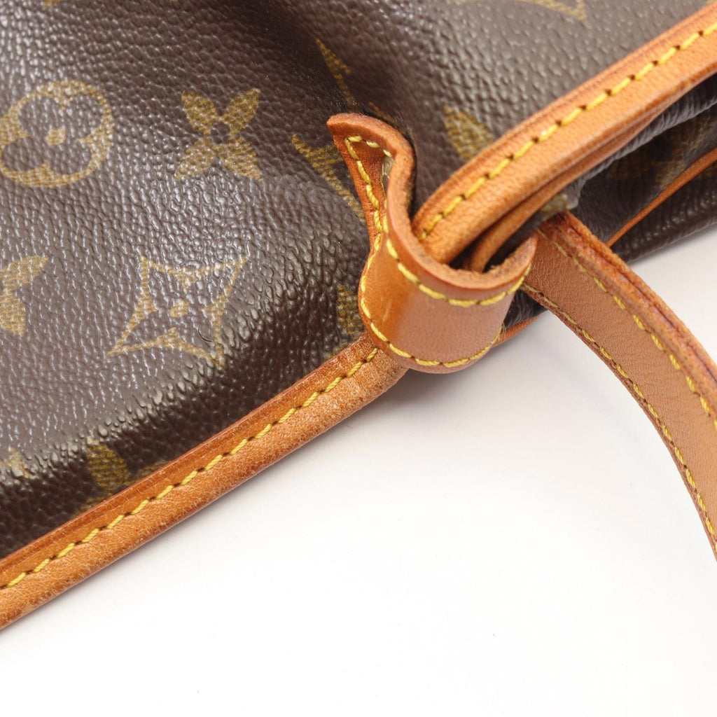 Louis Vuitton Shoulder Bag Saumur 30 Canvas Leather — view 9